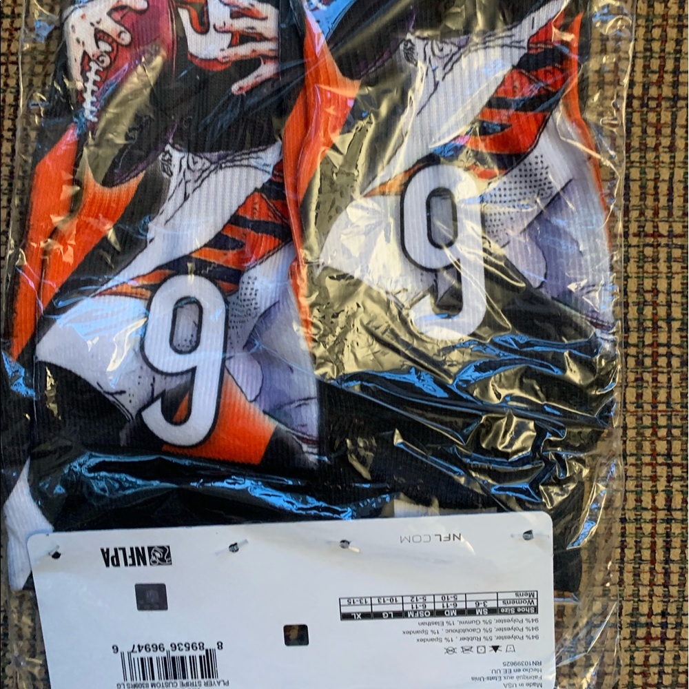 Cincinnati Bengals NFL brand socks. Player #9